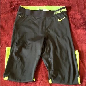 Nike leggings